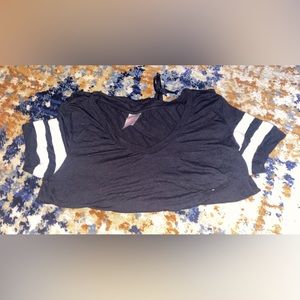 Tshirt black with two white trips on sleeves